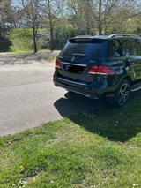 Mercedes-Benz GLE 350 d 4MATIC - - blaue Mercedes-Benz GLE-Klasse