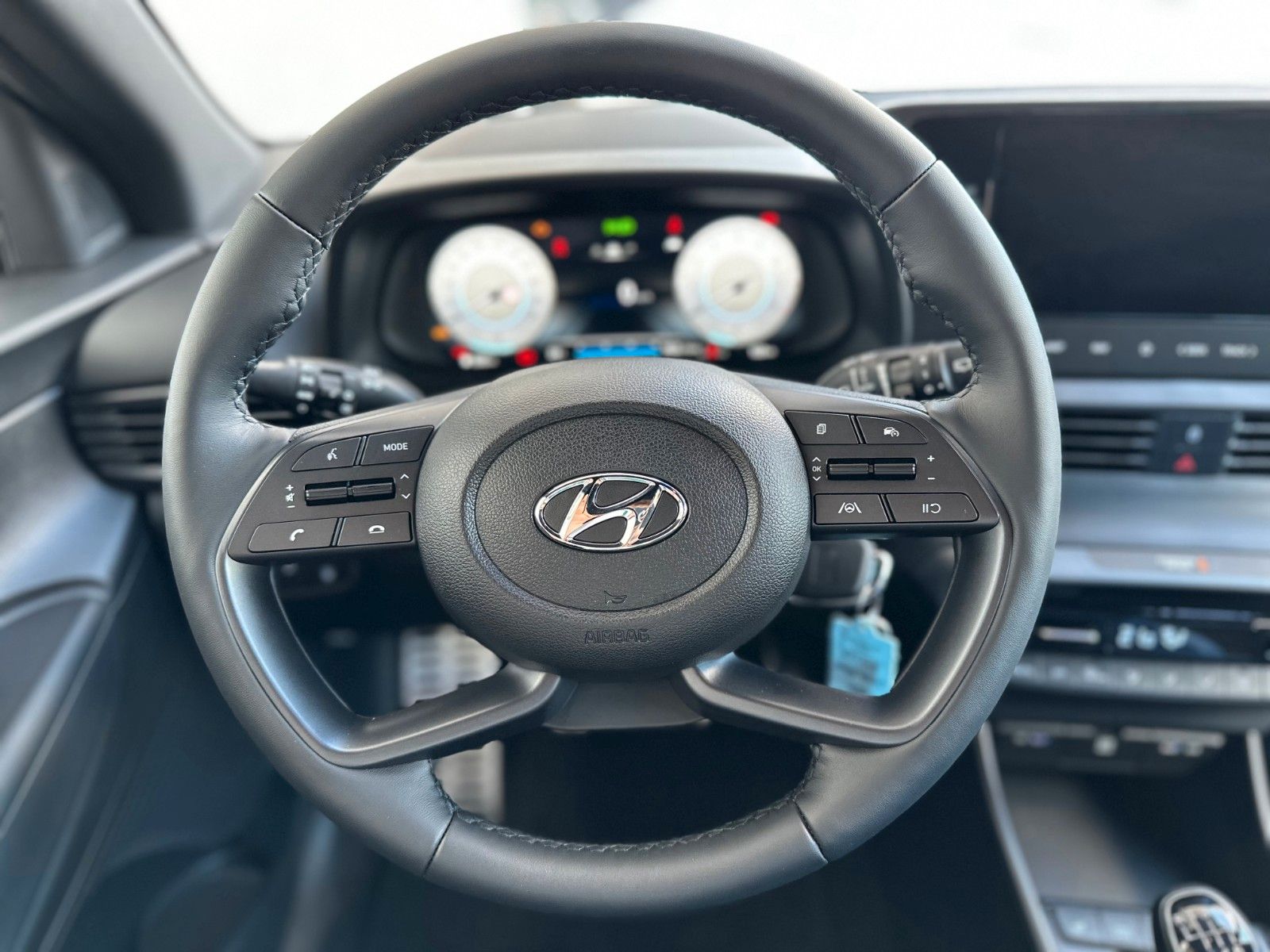 Fahrzeugabbildung Hyundai Bayon Connect & Go 1.0l 101PS Kamera/Bose!