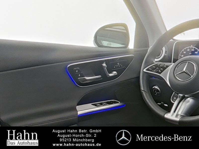 Fahrzeugabbildung Mercedes-Benz GLC 220 d 4M AVANTGARDE/LED/AHK/STANDH./MEMORY/.