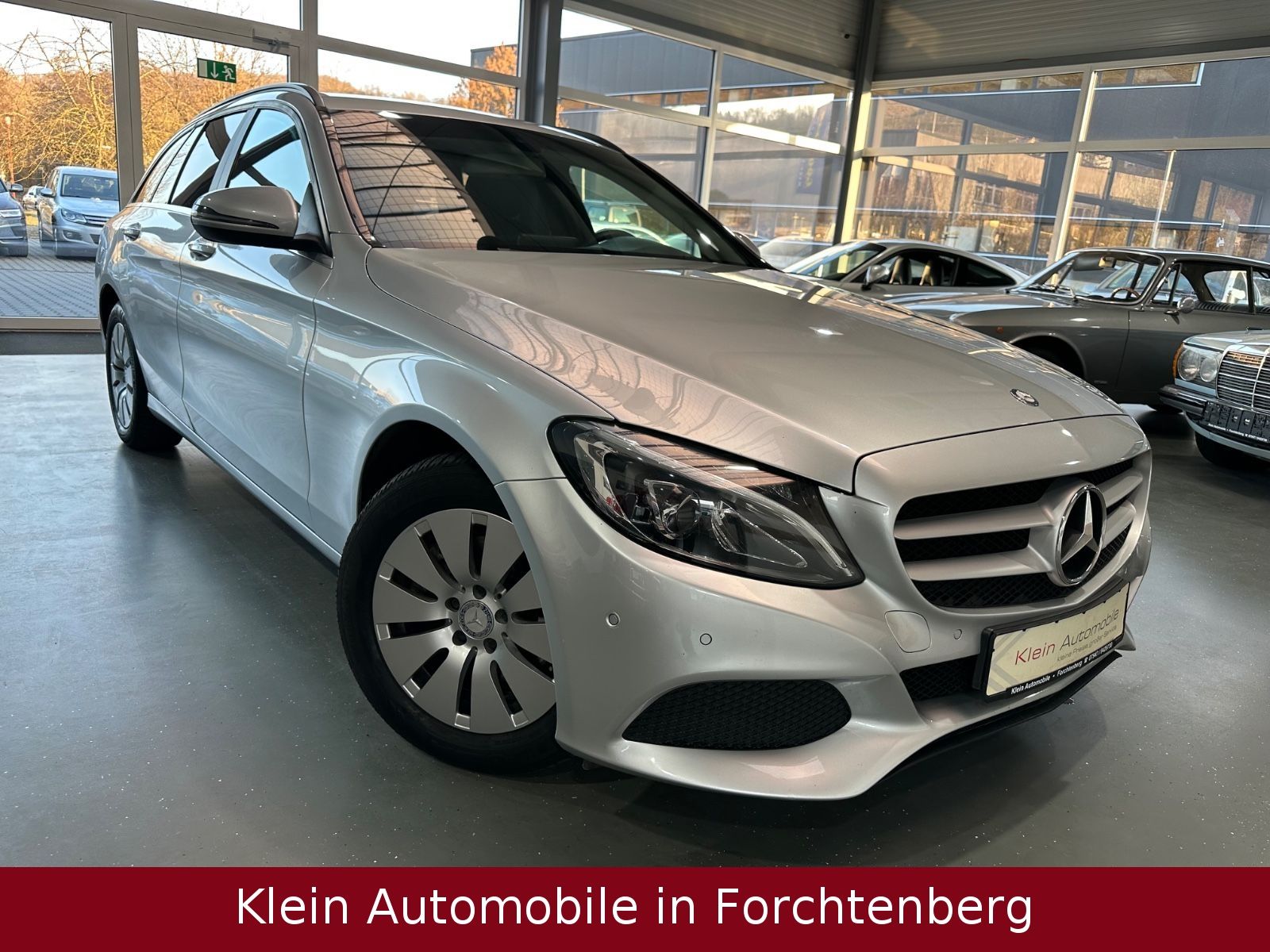 MERCEDES-BENZ C 220