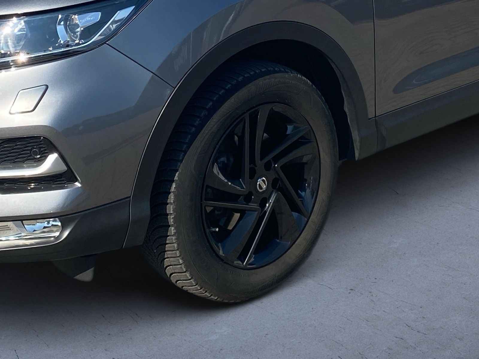 Fahrzeugabbildung Nissan Qashqai 1.3 DIG-T N-Connecta Automatik TCE 160
