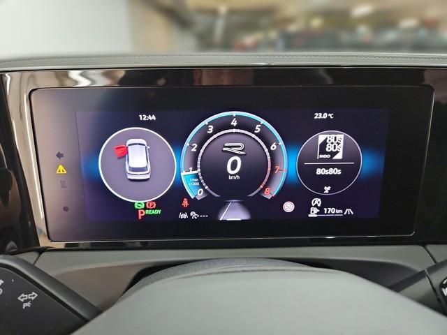Volkswagen Tiguan R-Line AHK HD MATRIX LED KAMERA PANO NAVI