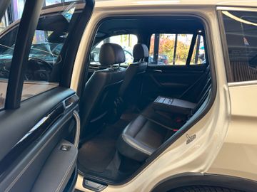 BMW X3 xDrive 35 d *Navi*xLine*Kamera*