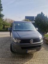 Volkswagen VW T5 Camper mit Hubdach  nur 84.000 km ... - Volkswagen: Hub