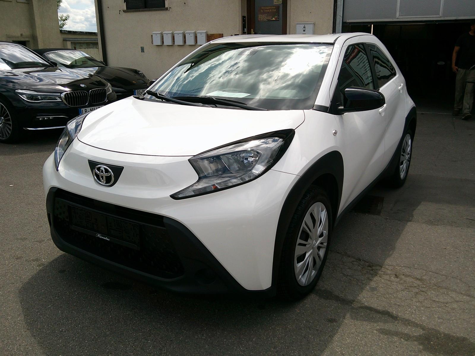 Toyota Aygo X Play Kamera ACC Automatik Klima
