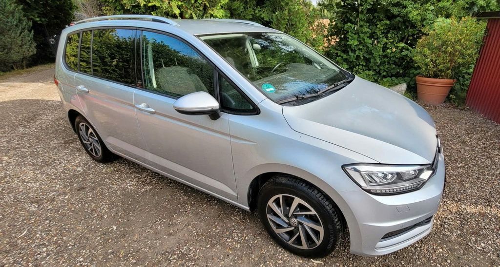 Image of Volkswagen Touran