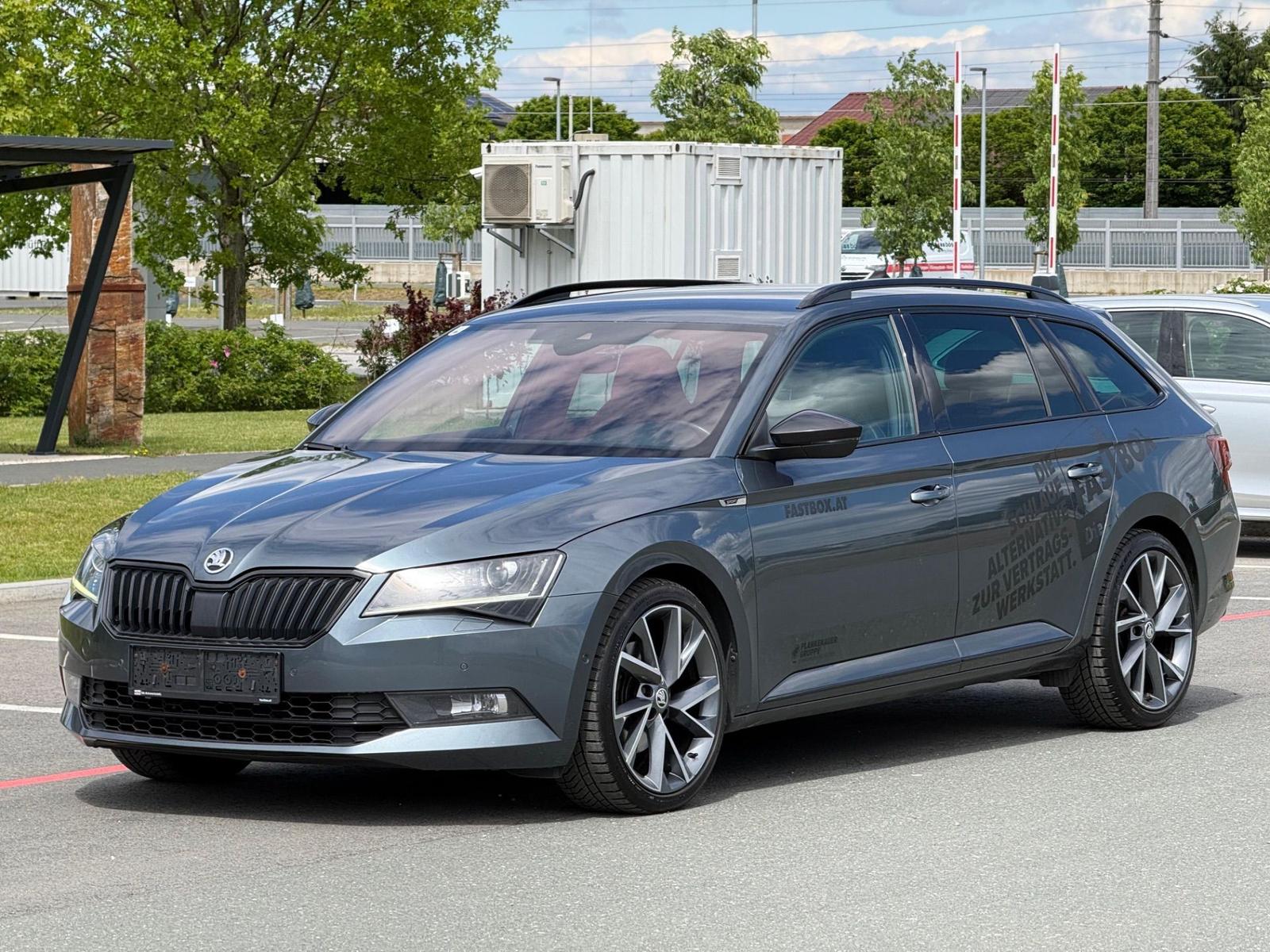 Skoda Superb Kombi 2,0 TDI Sportline DSG