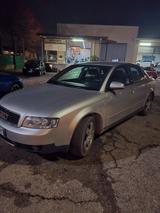 Audi A4 1.9 TDI/101 CV cat - Audi A4 aus 2002: 1.9