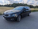 Skoda Octavia 1.6 TDI Combi Ambition - AHK abnehmbar