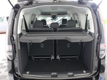 Volkswagen Caddy Maxi 2.0TDI DSG STYLE LED NAVI STANDHZ AHK
