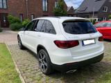 Mercedes-Benz GLC 300 e 4MATIC Autom. - PANO, AHK, Burmester - Mercedes-Benz GLC 300
