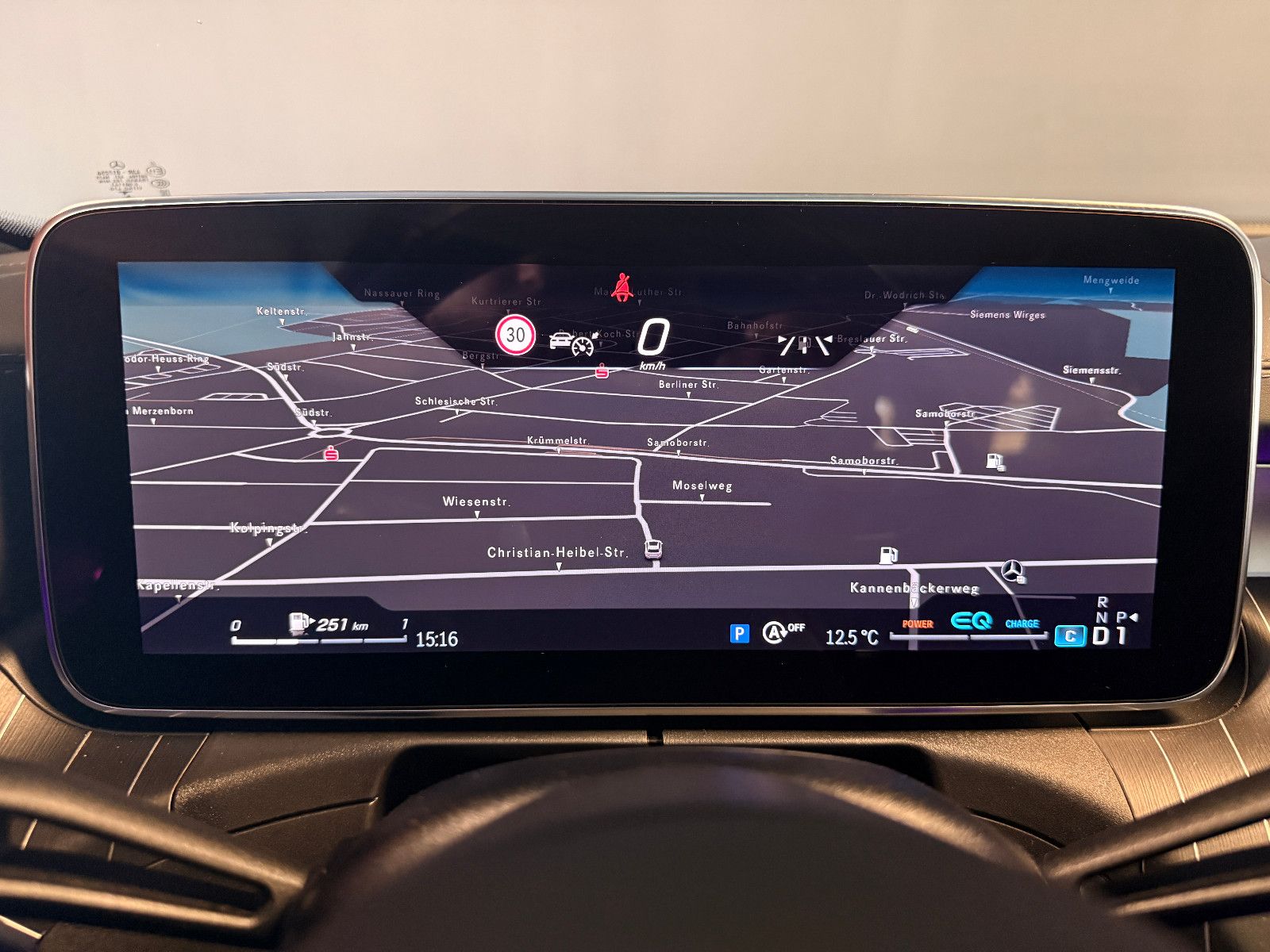 Fahrzeugabbildung Mercedes-Benz C 300TD/AMG/PANO/AMBIENTE/KAMERA/LED/MASSAGE
