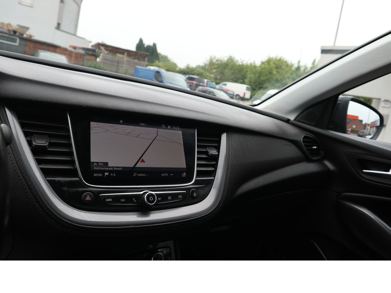 Fahrzeugabbildung Opel Grandland X Belüftete Sitze Navi Scheckheftgepf