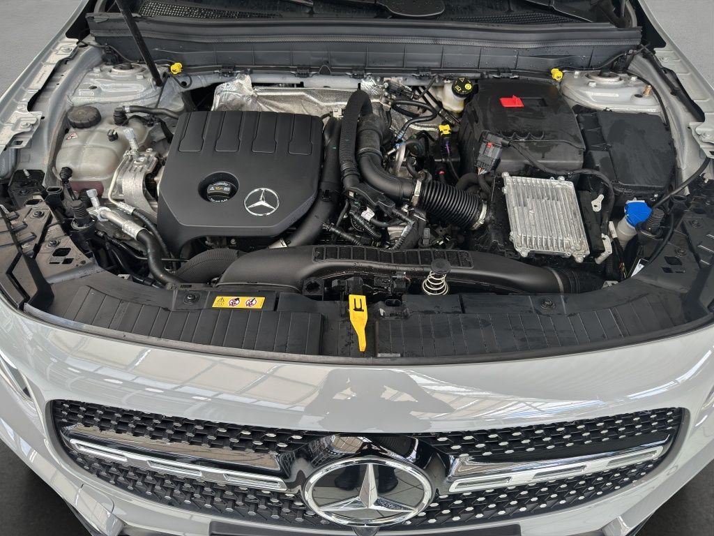 Fahrzeugabbildung Mercedes-Benz GLB 200 AMG*Night*LED*KeyLess*PDC*ParkAss*RFK