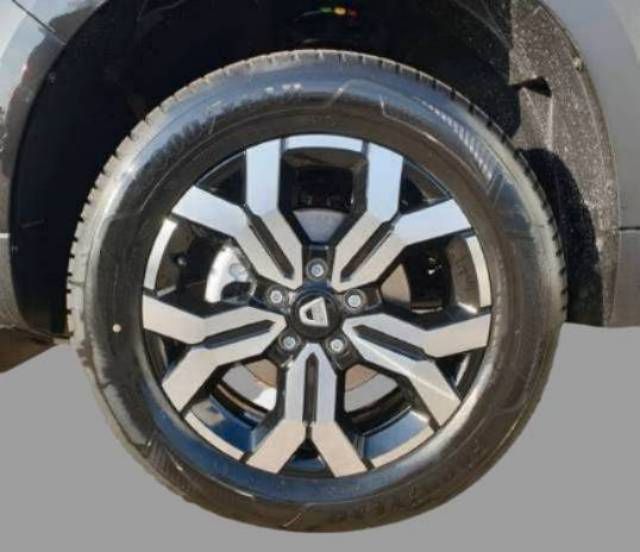 Fahrzeugabbildung Dacia DUSTER Prestige+ TCe 150 4WD
