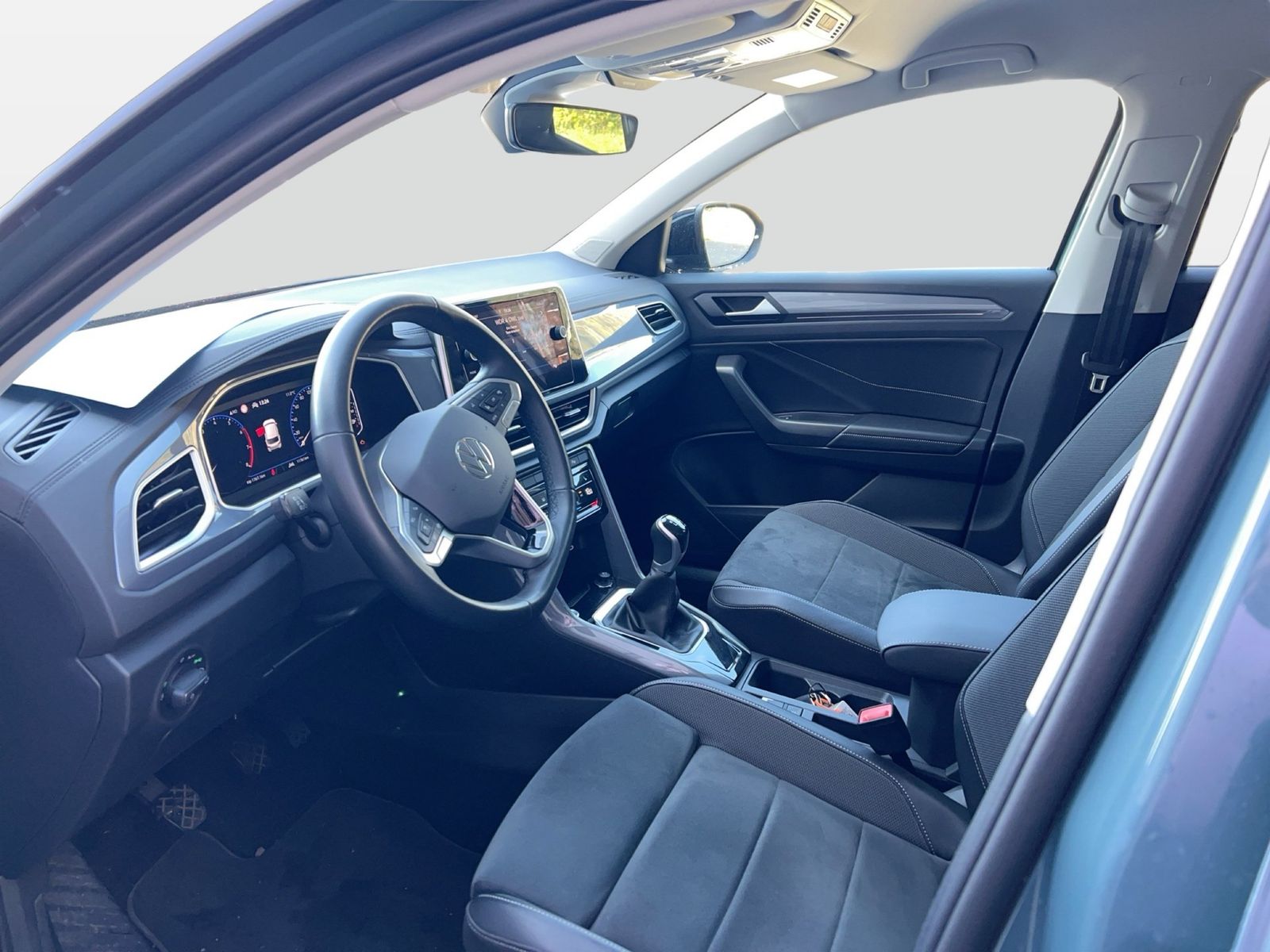 Volkswagen T-Roc - Bild 8
