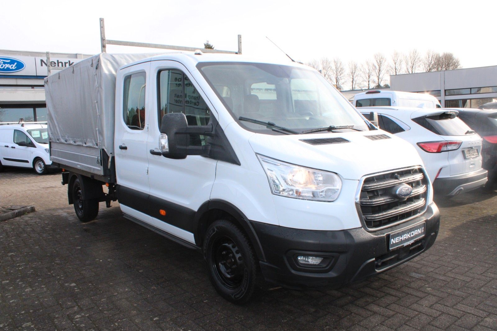 Fahrzeugabbildung Ford Transit Trend L3 DoKa Pritsche Plane & Spriegel