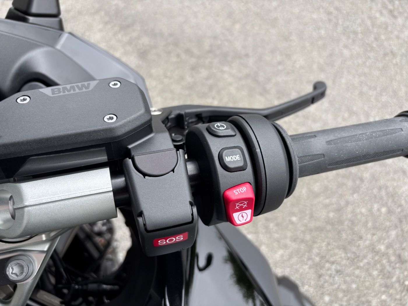 Fahrzeugabbildung BMW R 1300 RS Triple Black 4 Pakete