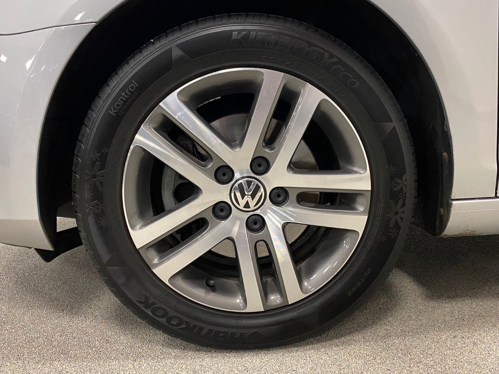 Fahrzeugabbildung Volkswagen Golf 6 VI 1.4 TSI+1.HAND+CHECKHEFT+COMFORTLINE++