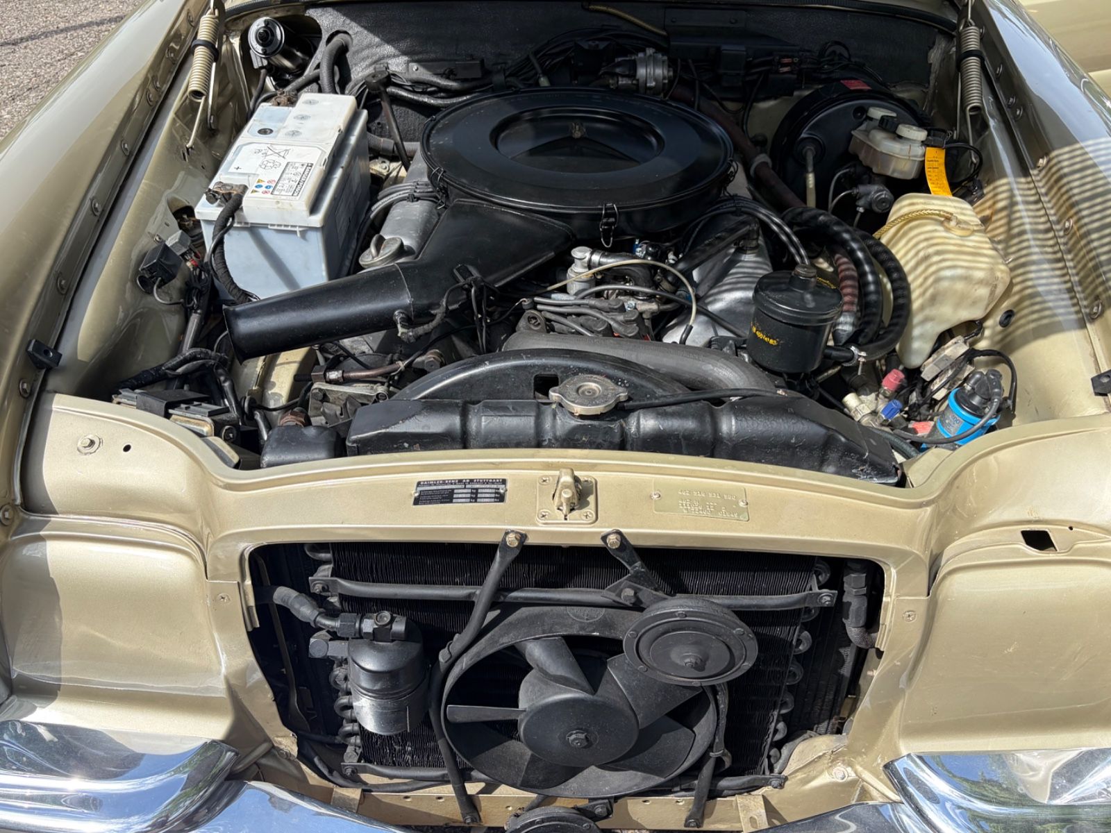 MERCEDES-BENZ 280 27