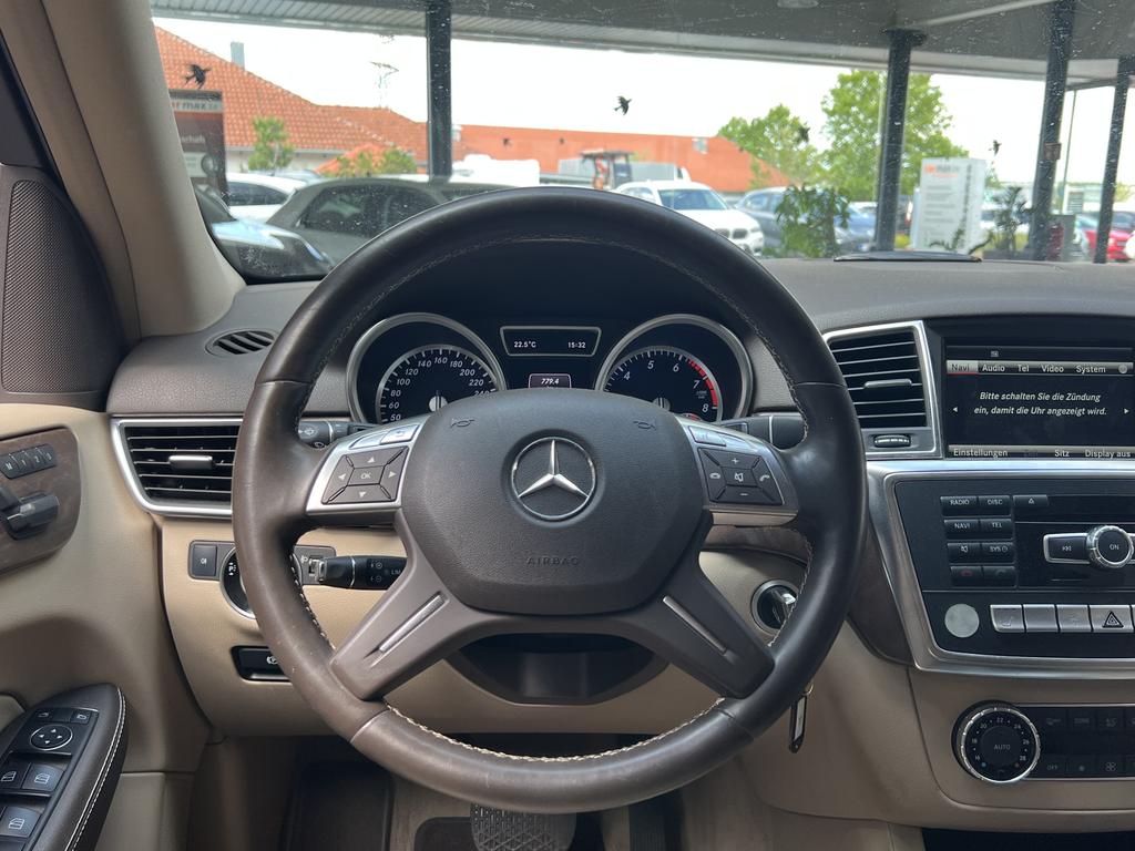 Mercedes-Benz 350