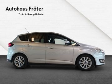 Fotografie des Ford C-Max Titanium Kamera Scheckheft