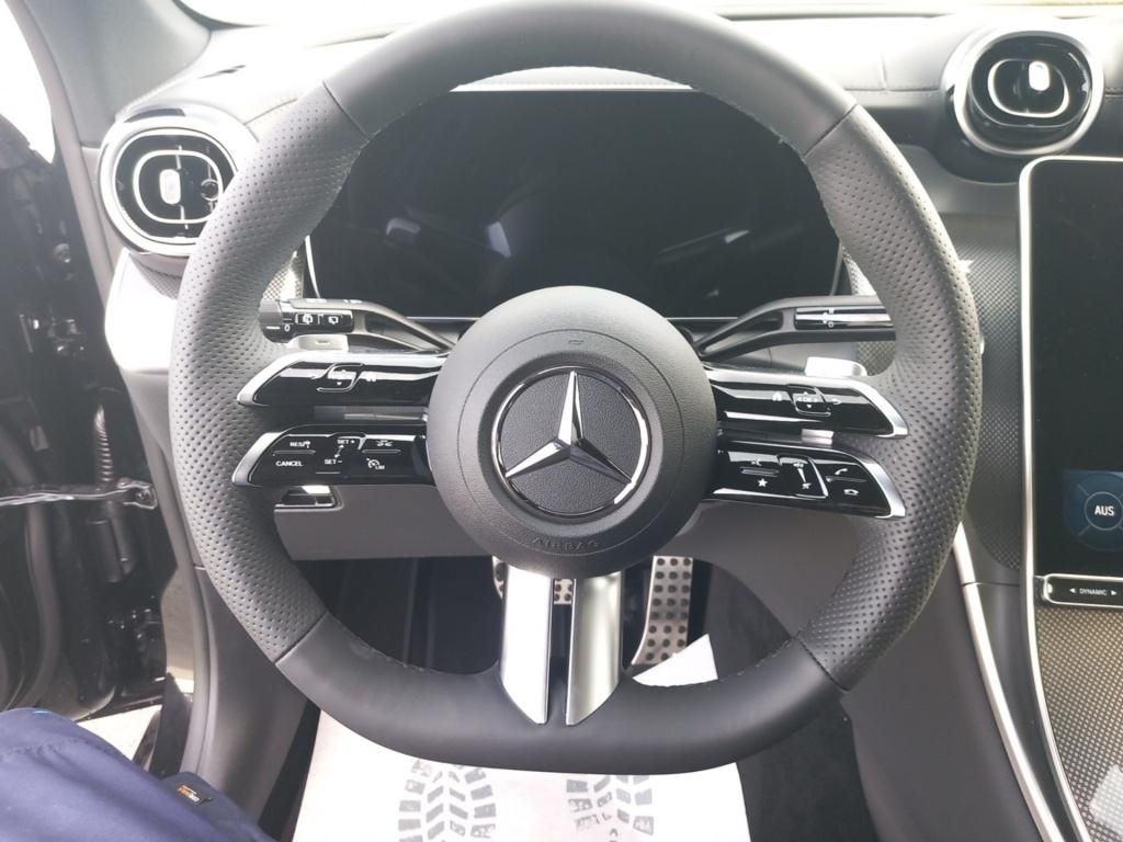 Fahrzeugabbildung Mercedes-Benz GLC 300 e 4M AMG*AHK*Pano-Dach*Distronic*Burmest