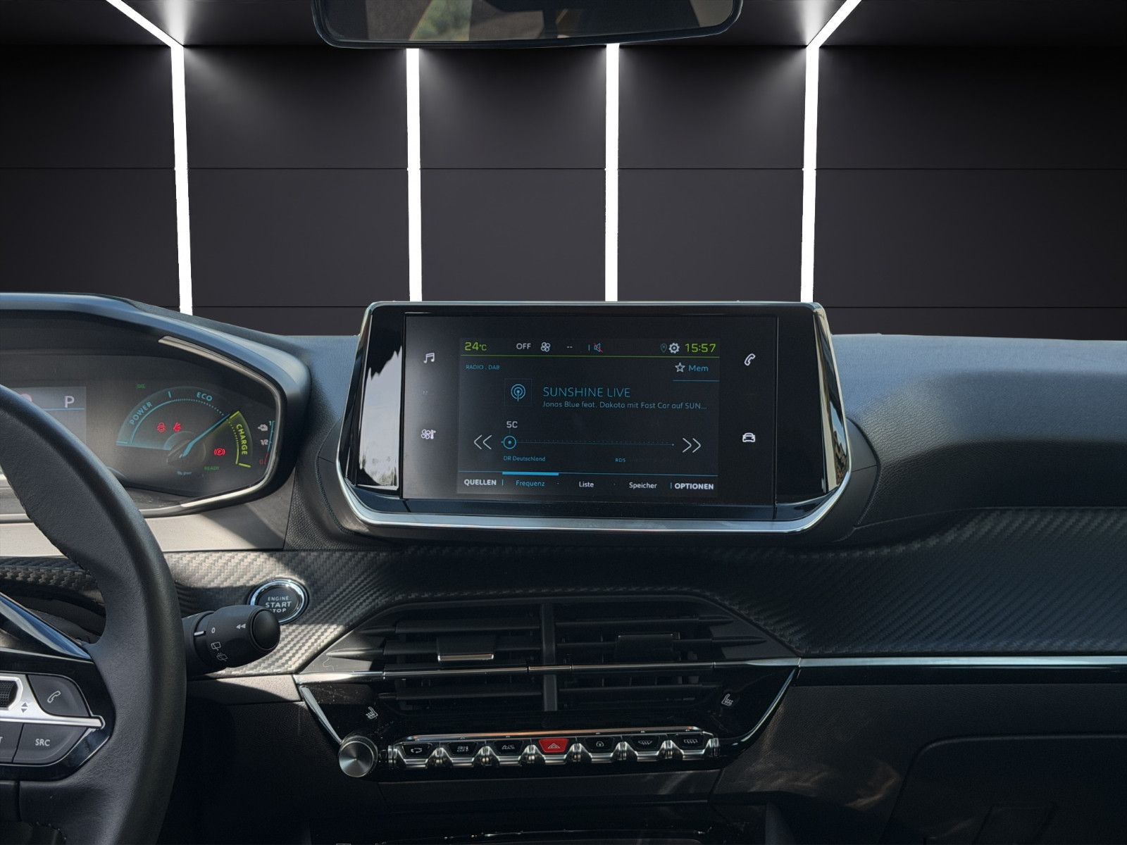 Fahrzeugabbildung Peugeot 208 e- Active/Keyless Go/Apple Carplay/Shz/DAB+