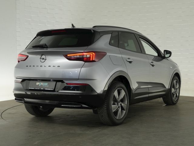 Grandland GS+LED LICHT+NAVI+360 GRAD KAMERA+SITZ