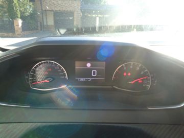 Bild 7 Peugeot 208 1.2 PURE TECH ACTIVE 101PS PDC SML BT LED KL