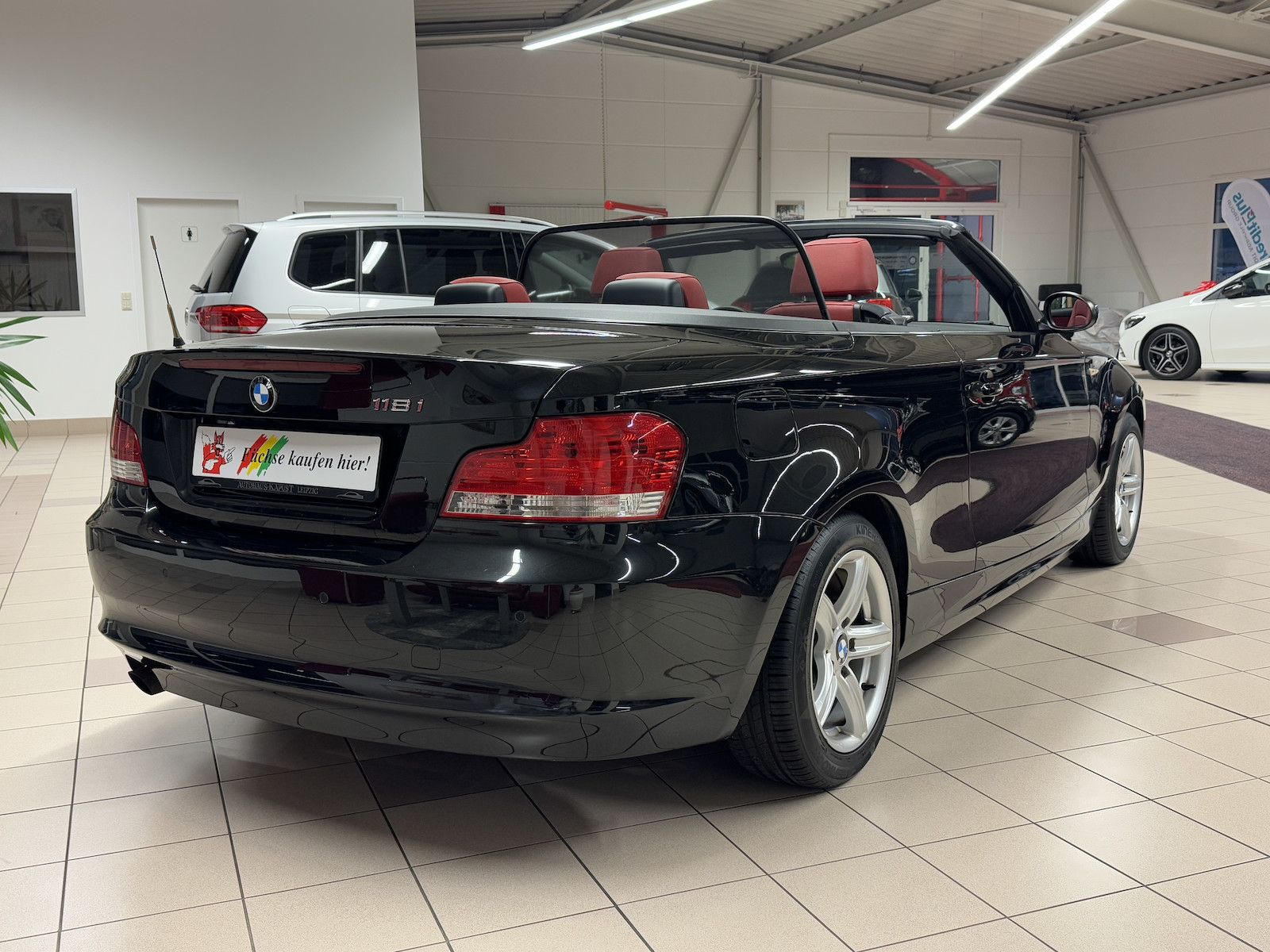 Fahrzeugabbildung BMW 118i Cabrio Automatik/Vollleder/Klimaauto/Tempo