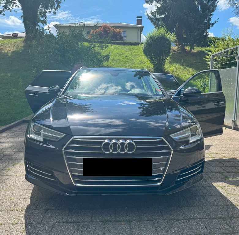 Image of Audi A4