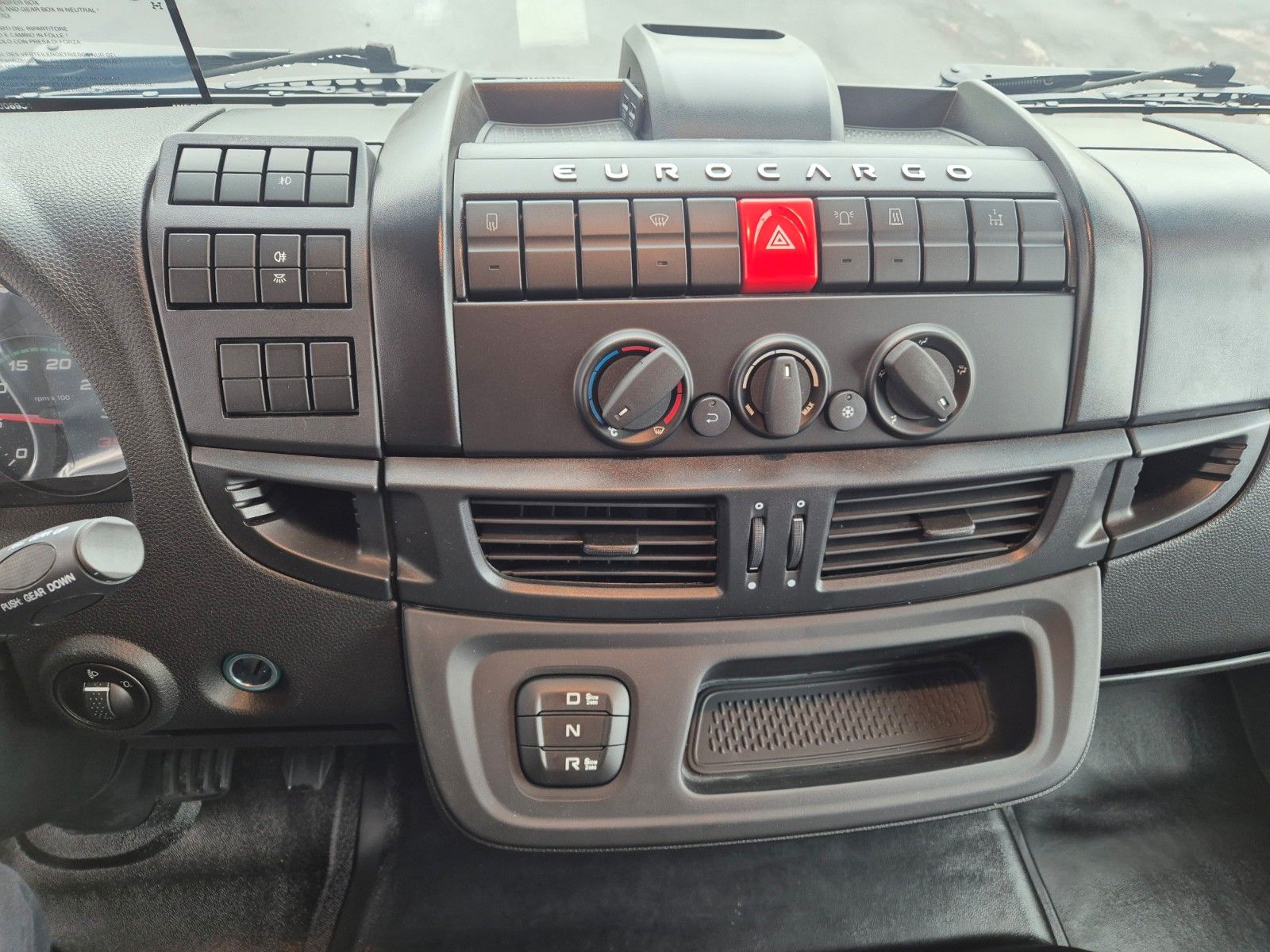 Fahrzeugabbildung Iveco ML150E28W 4x4 Meiller Dreiseitenkipper 2xAHK