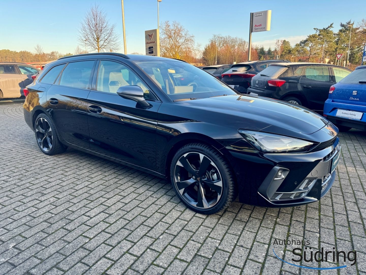 Leon Sportstourer 1,5 TSI e-Hybid DSG AHK Navi