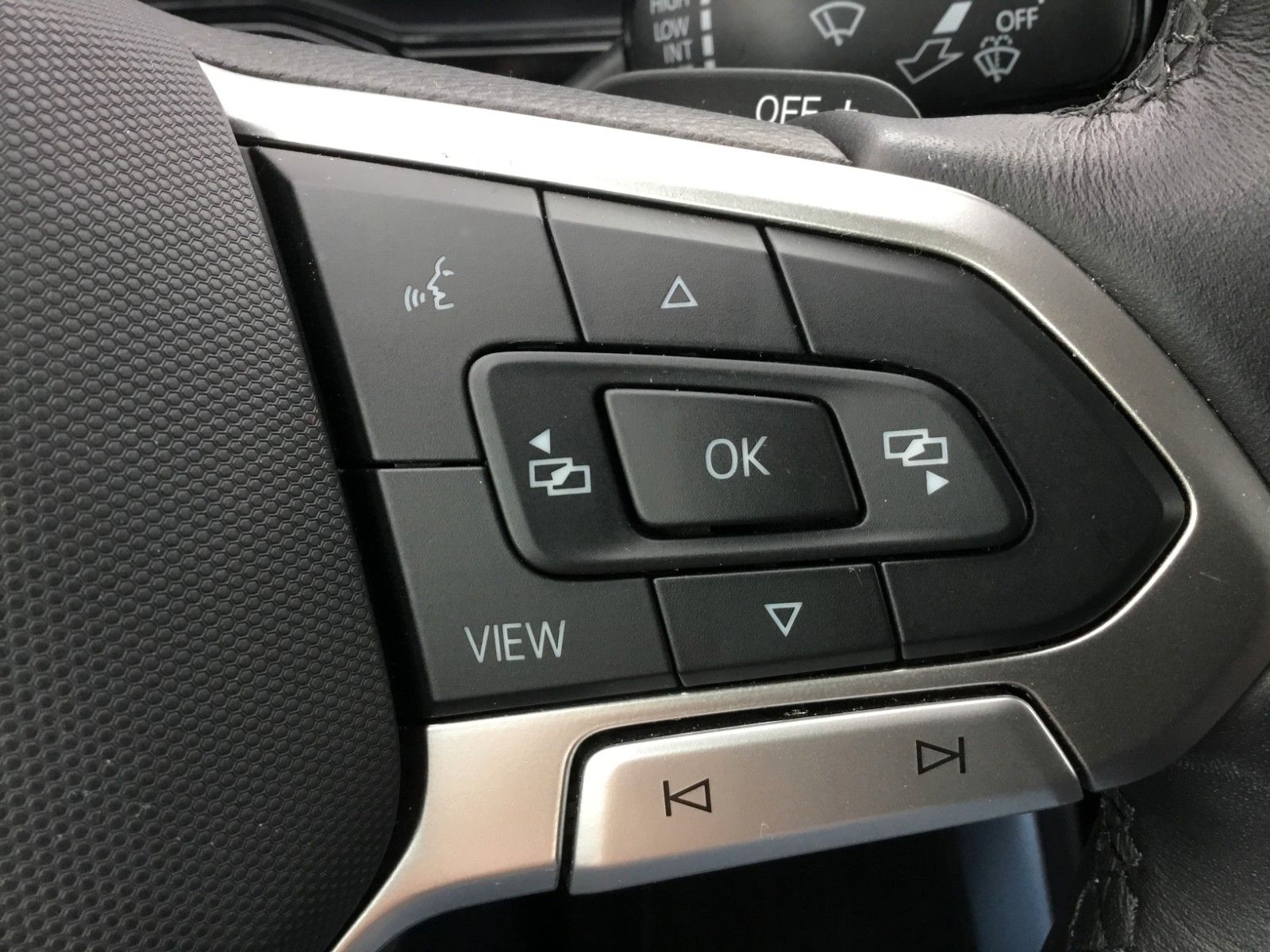 Fahrzeugabbildung Volkswagen Polo 1.0 TSI DSG Life+LED+Kamera+AppConnect+ACC