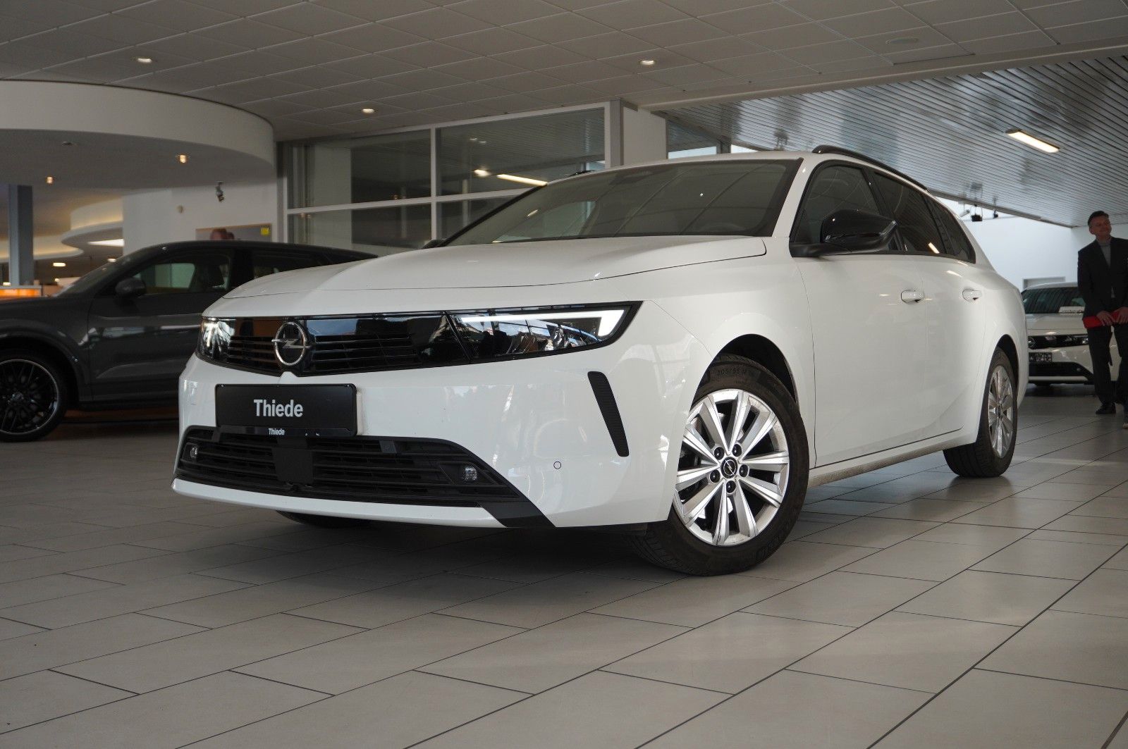 Fahrzeugabbildung Opel Astra L ST 1.5D EDITION NAVI/LED/KAMERA/SHZ/DAB+