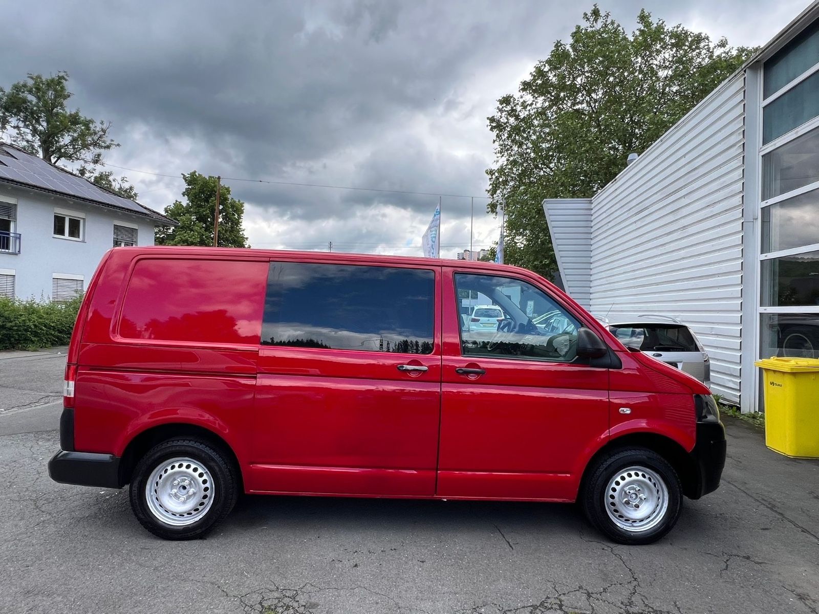 Fahrzeugabbildung Volkswagen T5 Transporter Kasten-Kombi Kombi