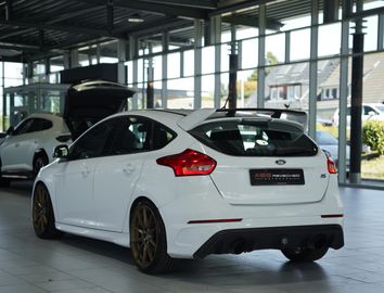 Ford Focus - 10