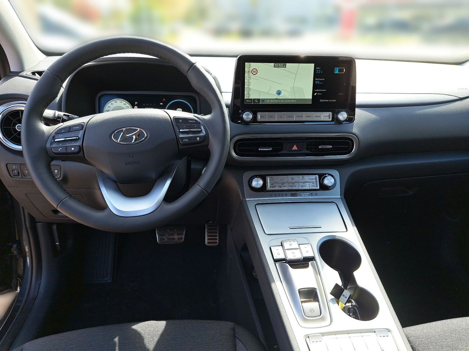 Fahrzeugabbildung Hyundai Kona Trend Elektro 2WD/Navi-Paket/Assitenz-Paket