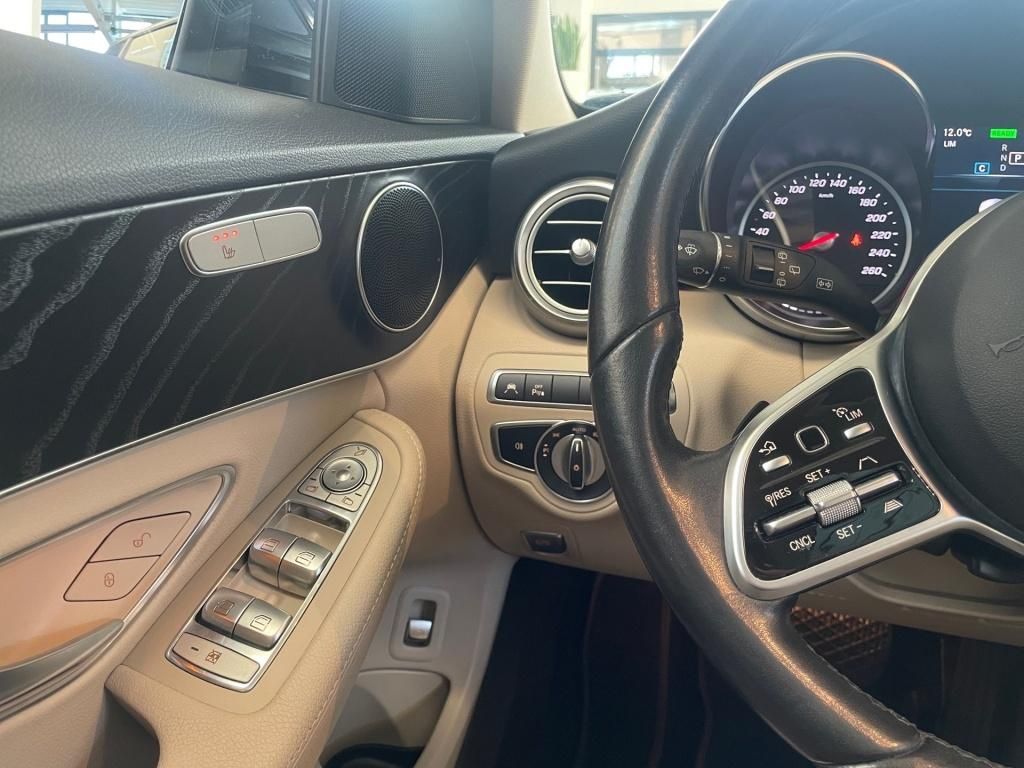 Fahrzeugabbildung Mercedes-Benz C 300 T Avantg. Night ACC Pano 360° Airmatic LED