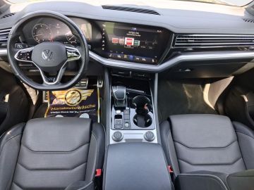 Volkswagen Touareg - 10