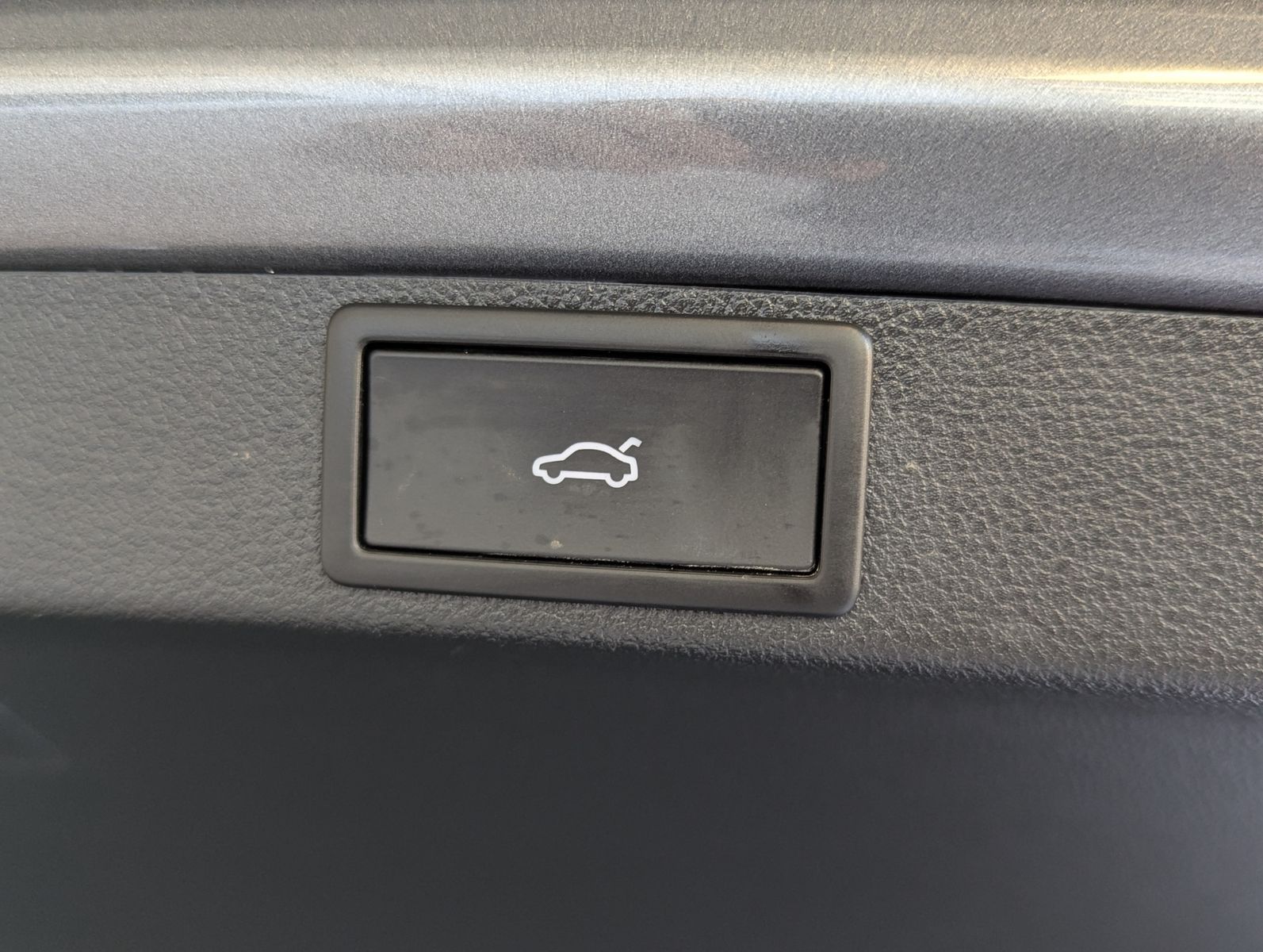 SKODA Octavia 2.0 TDI DSG Sportline Matix Assist+ 18" - Image 17