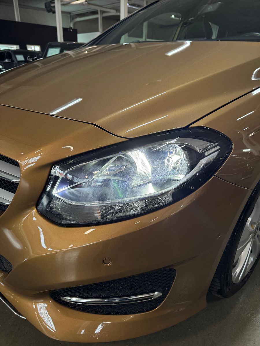 Fahrzeugabbildung Mercedes-Benz B 180 7G-DCT URBAN SPORTPAKET NAVI LED KAMERA 2H