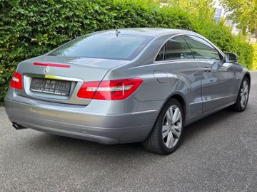 Mercedes E 250 - 4