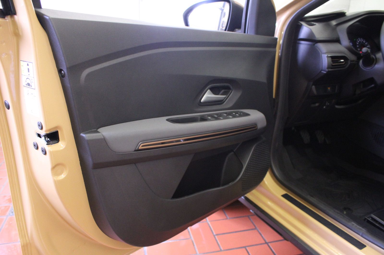 Fahrzeugabbildung Dacia Sandero Stepway TCe 90 auto Extreme*City-Paket*