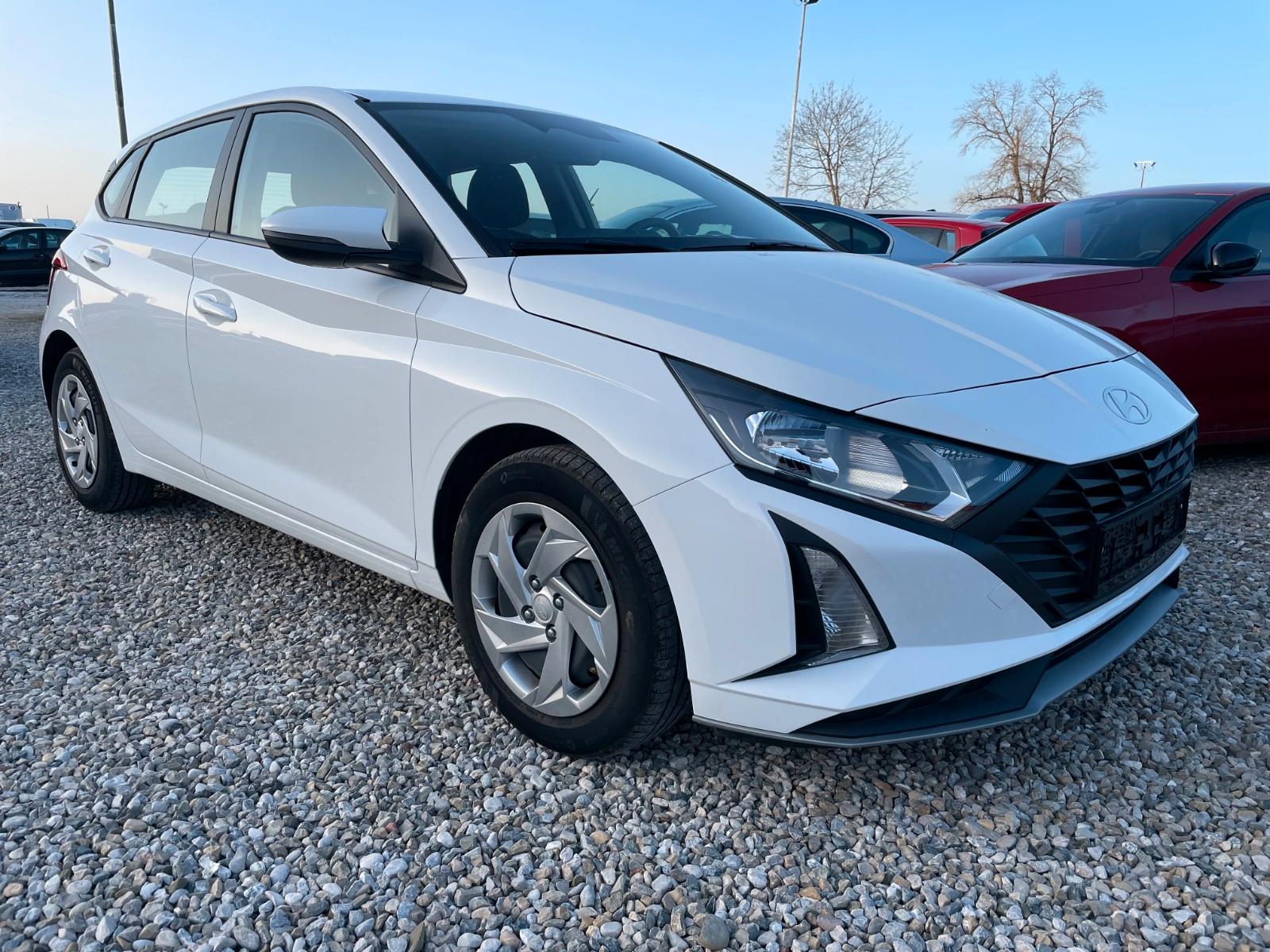 Hyundai i20 1.2 PDC Navi Kamera