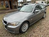 BMW 320d touring// elektr. Spiegel// Pdc - BMW 320 aus 2009: Kombi, 320d