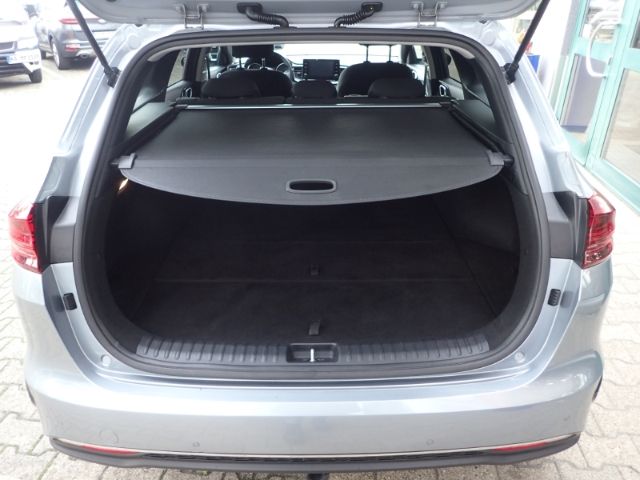 Fahrzeugabbildung Kia Ceed_sw 1.0 Edition 7 AHK R-Cam LHZ&SHZ Apple Ca