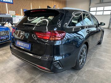 MYAUTOCENTER – Gebraucht- und Jahreswagen mit Werkstattservice in Pfaffenhofen Kia Ceed Sportswagon Edition 7 *Spurhalte*