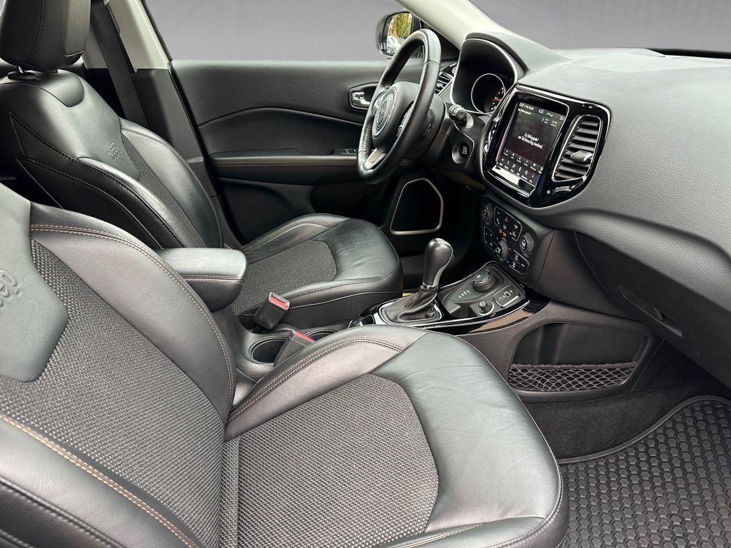 Jeep Compass 2.0 MultiJet Active Drive Autom. Limited – Bild 4